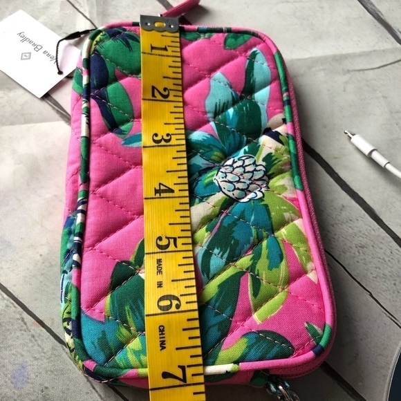 Vera Bradley Tropical Paradise Wristlet Wallet Fashionable Wallet - Picture 4 of 4